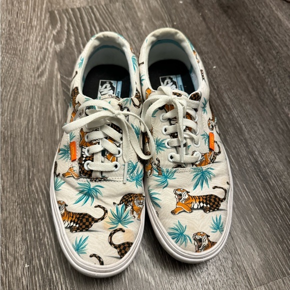 Vans | Shoes | Vans X Discovery Project Cat Comfycush Tiger  display picture 2